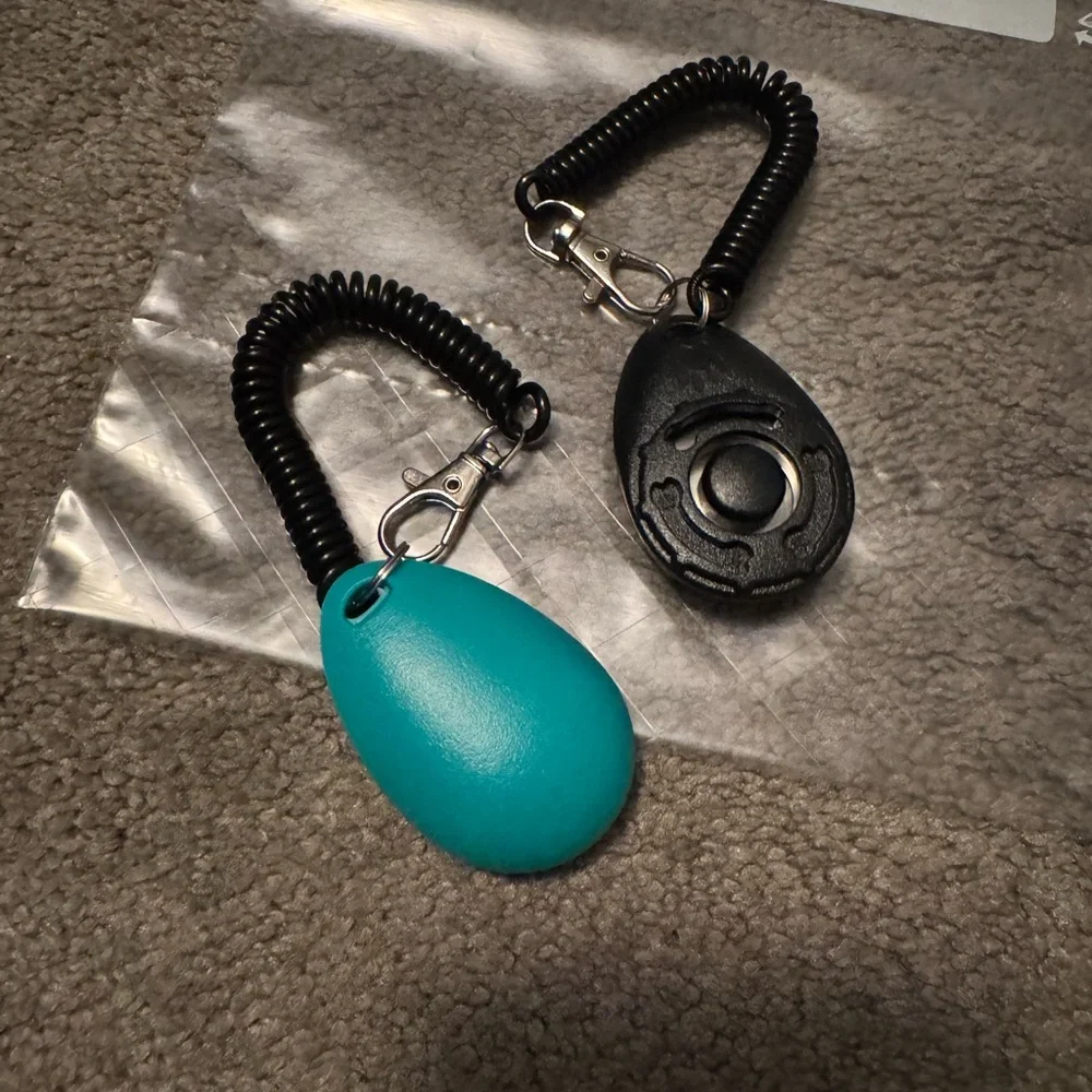 Training Pouch with Clickers - Black and Blue